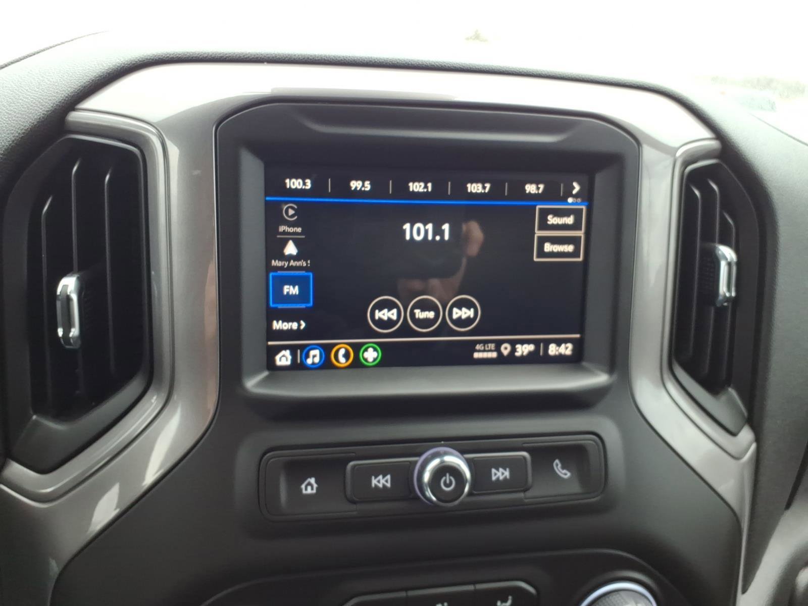 Used 2025 Chevrolet Silverado 1500 W/T w/ WT Value Package image 17