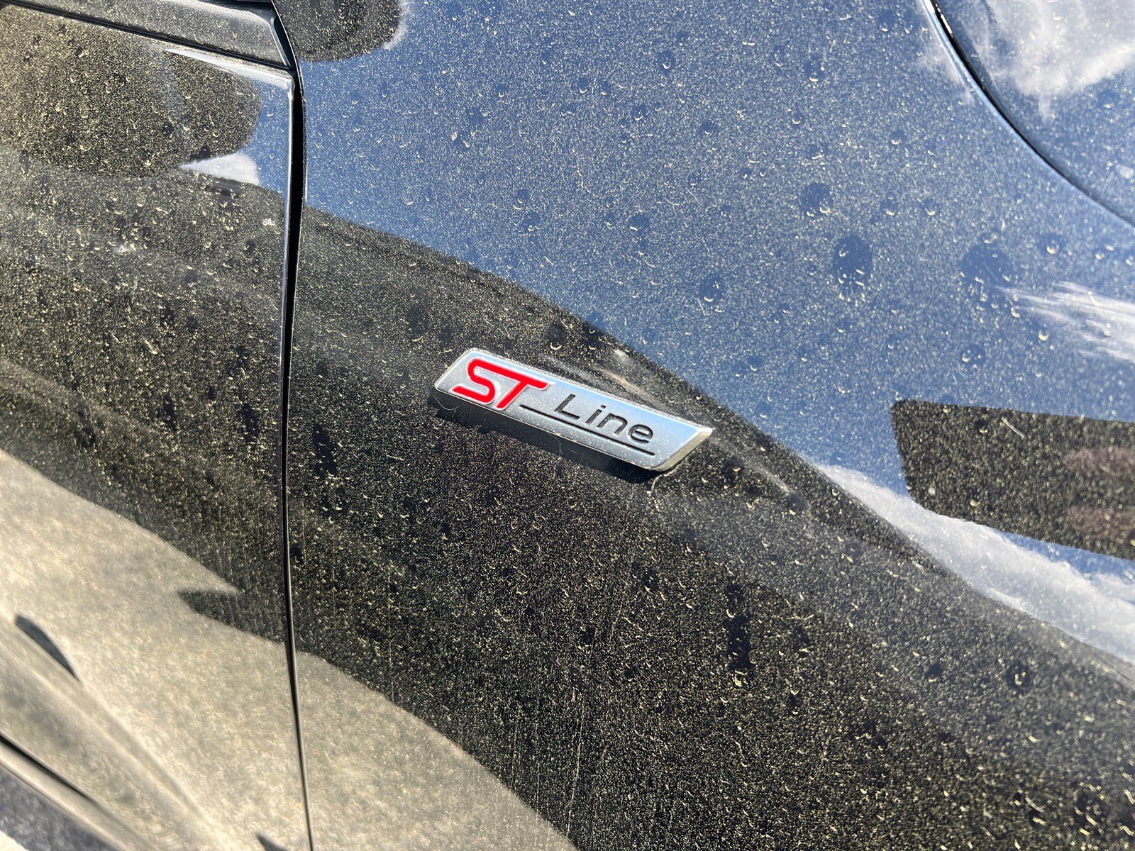 Certified 2023 Ford Escape ST-Line w/ Tech Pack #1 image 4