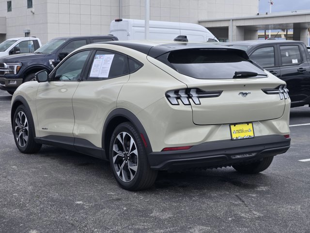 Certified 2025 Ford Mustang Mach-E Select w/ Comfort Package Lite image 5