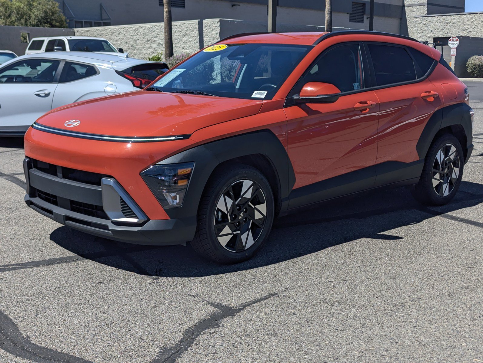 Used 2025 Hyundai Kona SEL FWD image 5