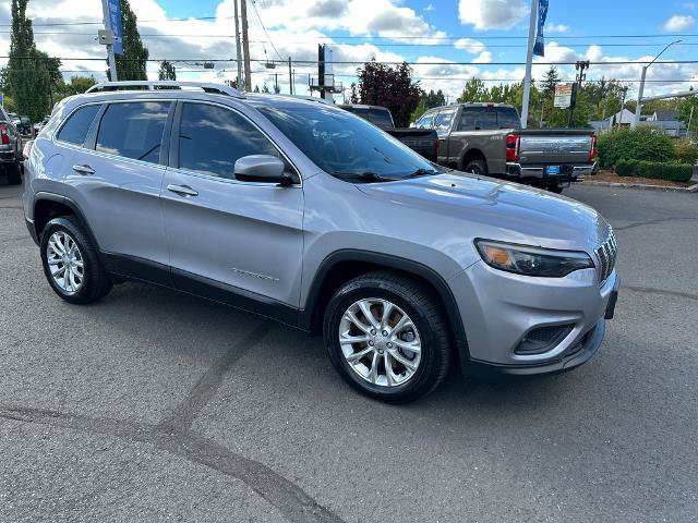 Used 2019 Jeep Cherokee Latitude w/ Popular Appearance Group FWD image 9