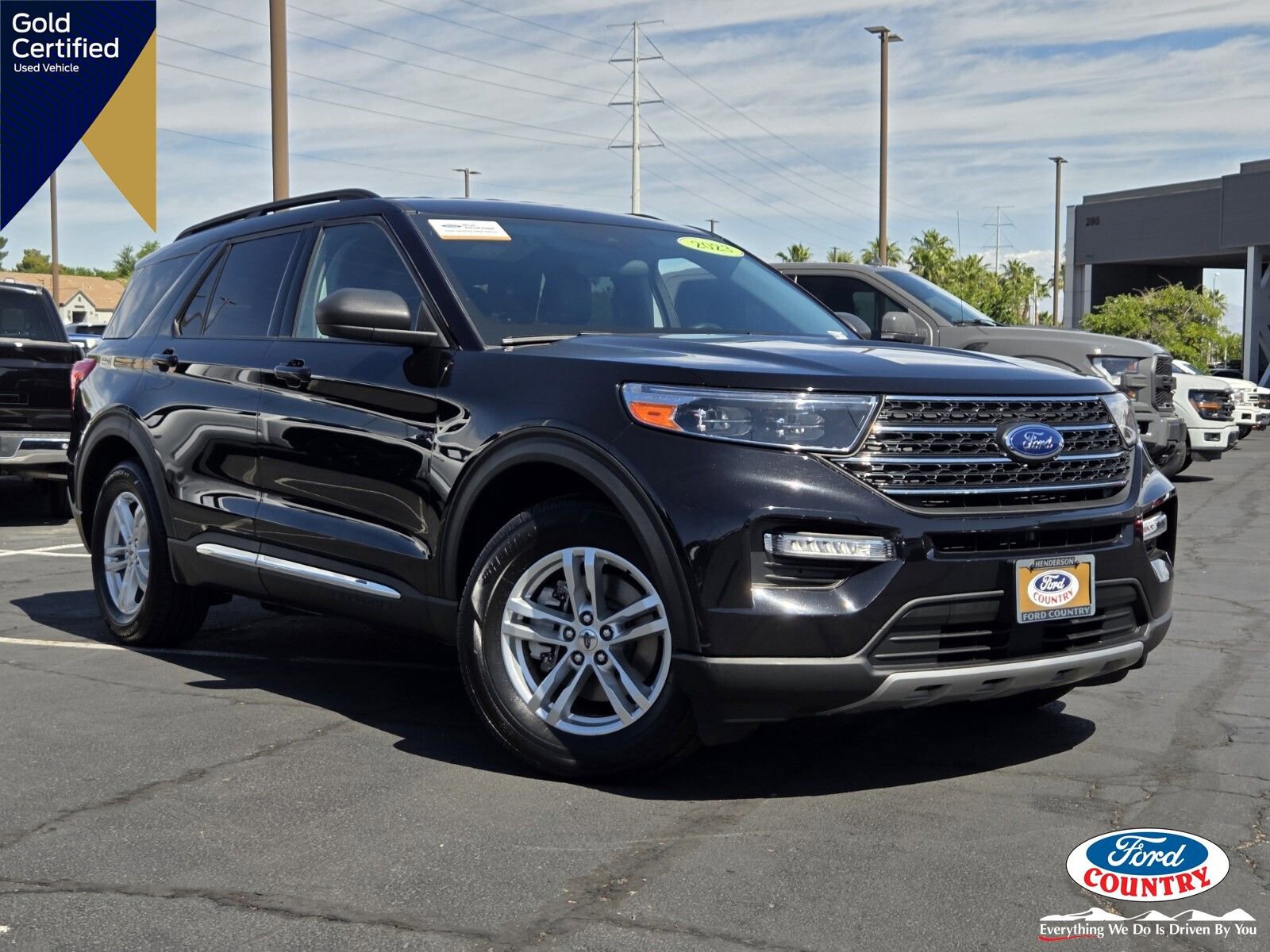 Certified 2023 Ford Explorer XLT w/ Equipment Group 202A RWD image 1