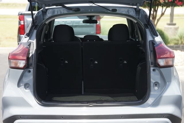 Used 2021 Nissan Kicks SV FWD image 31