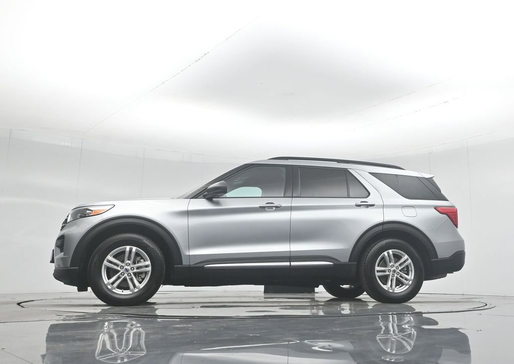Certified 2023 Ford Explorer XLT image 57