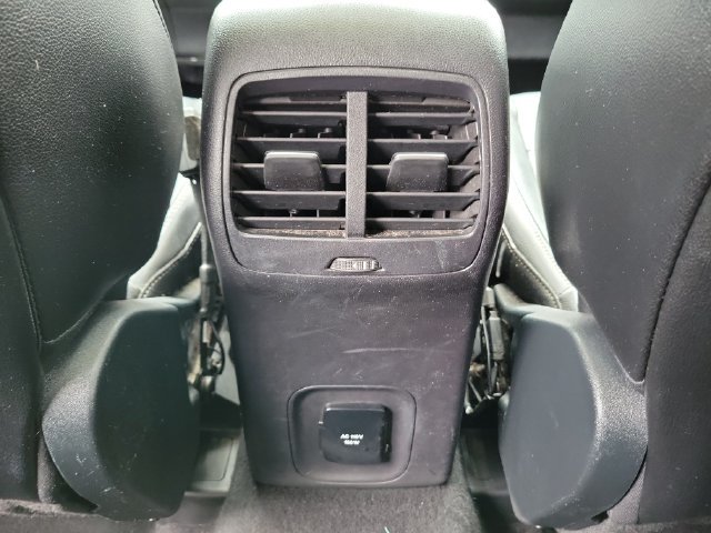 Certified 2020 Ford Escape Titanium AWD/4WD image 16