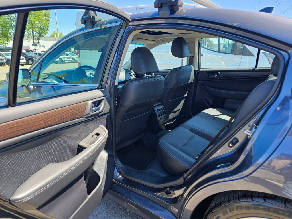Used 2017 Subaru Legacy 2.5i Limited AWD/4WD image 11