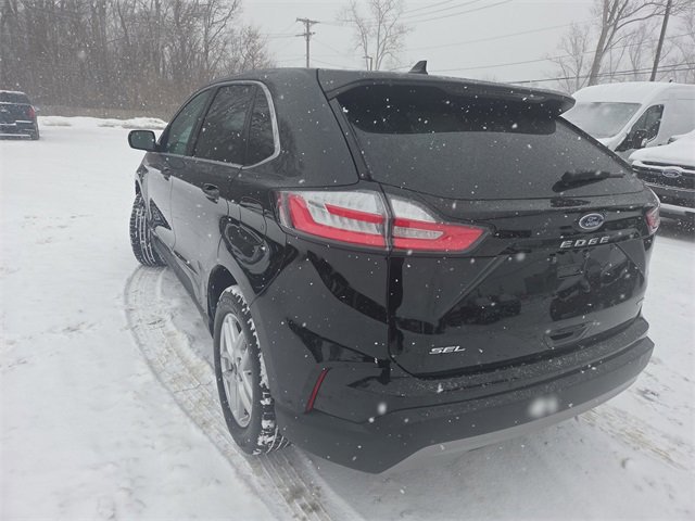 Certified 2023 Ford Edge SEL image 10