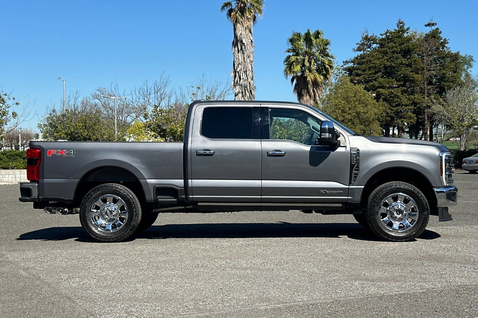 Certified 2024 Ford F250 Lariat w/ Lariat Ultimate Package image 8