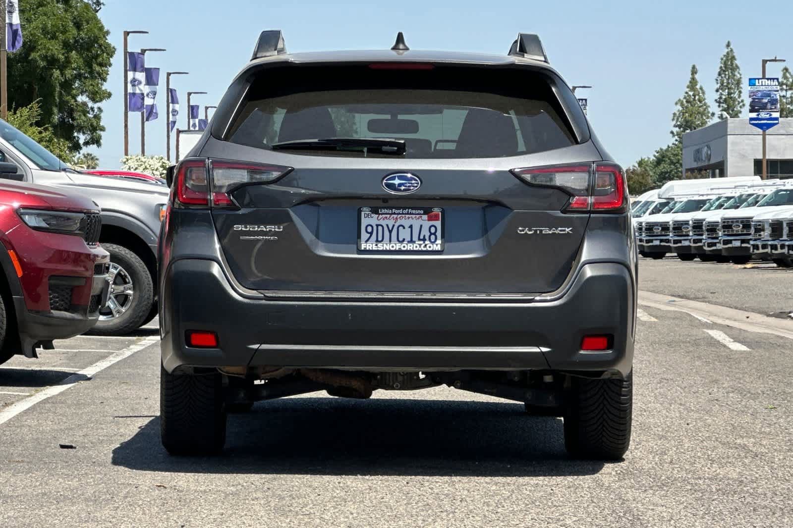 Used 2023 Subaru Outback Premium AWD/4WD image 7