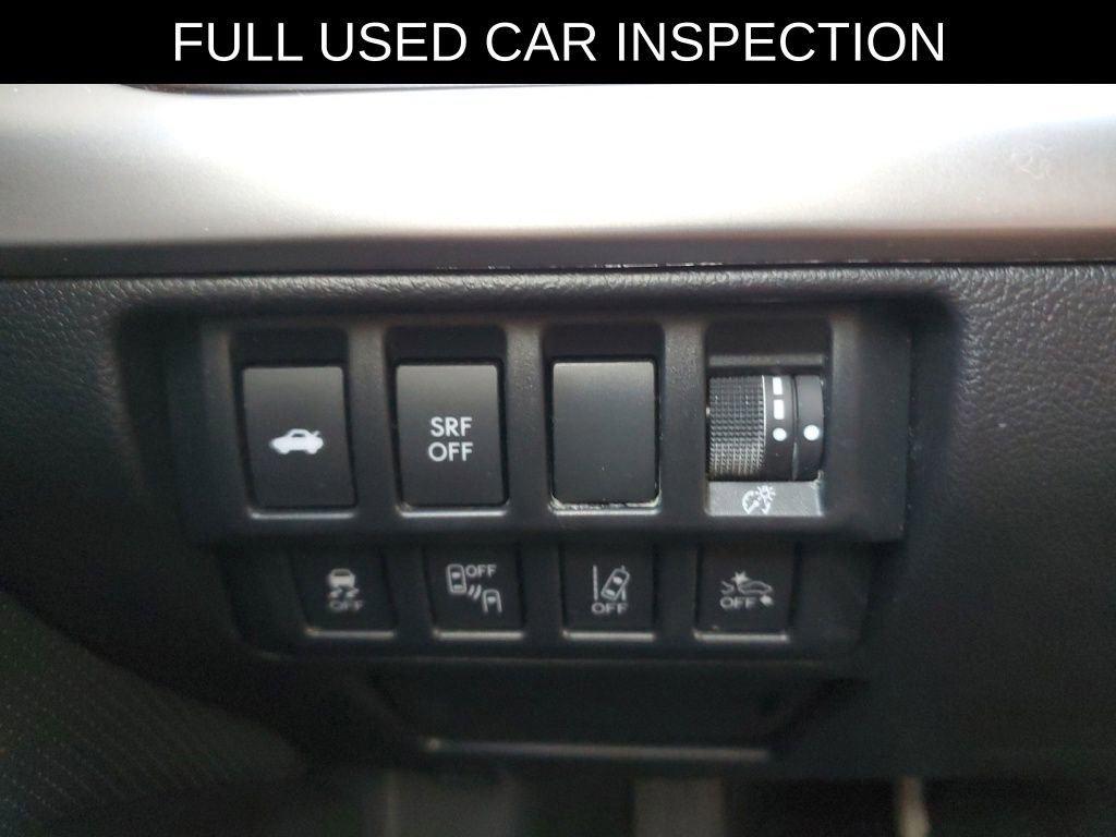 Used 2017 Subaru Legacy 2.5i Limited image 16