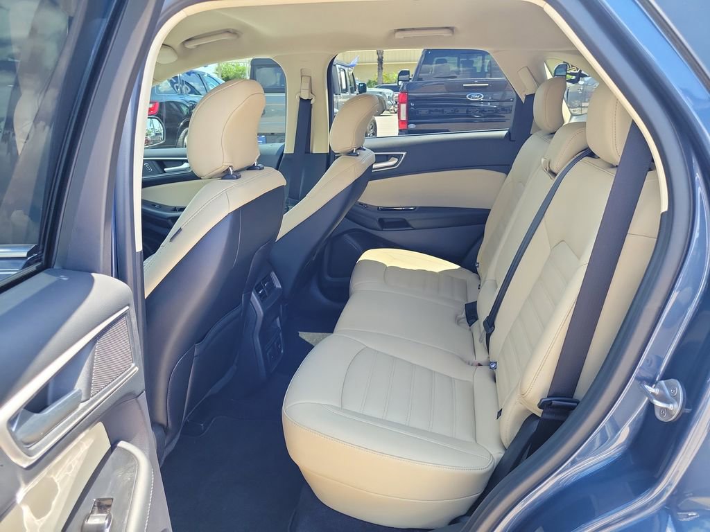 Certified 2019 Ford Edge SEL w/ Equipment Group 201A image 14