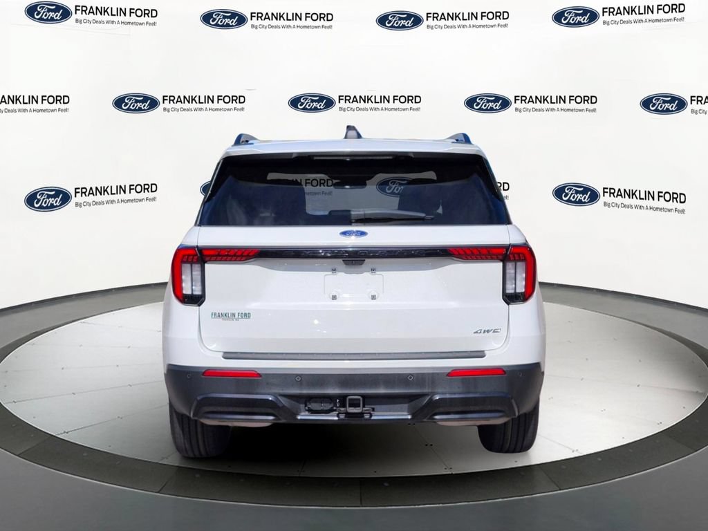 Certified 2025 Ford Explorer ST-Line AWD/4WD image 4