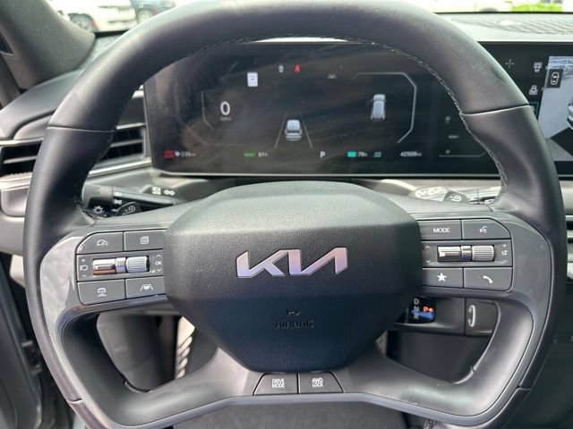 Used 2024 Kia EV9 GT-Line AWD/4WD image 39