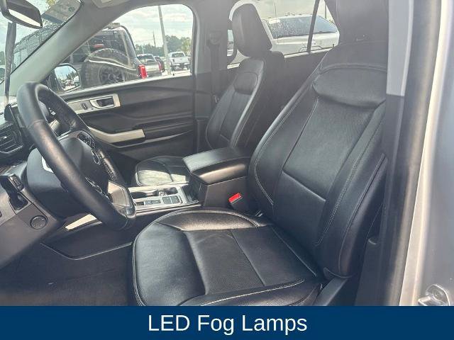 Certified 2022 Ford Explorer Limited w/ Equipment Group 301A RWD image 15