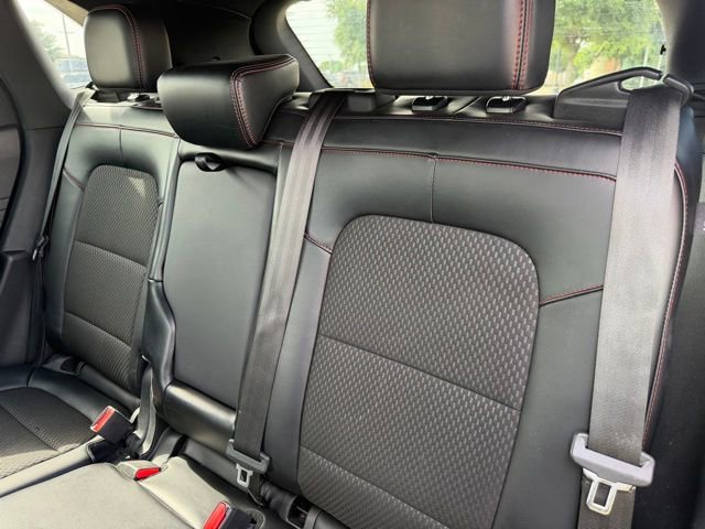 Certified 2024 Ford Escape ST-Line FWD image 19