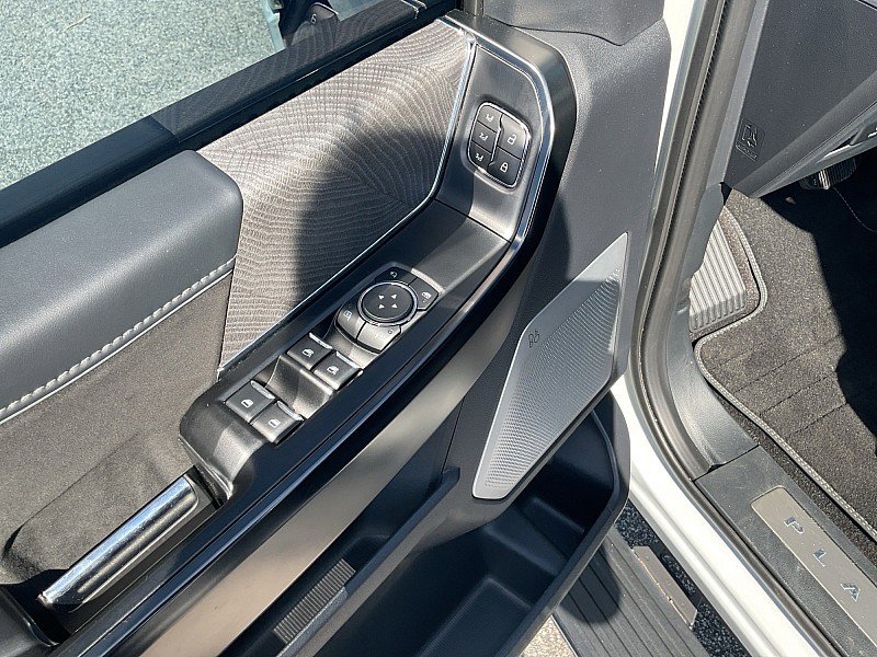 Certified 2023 Ford F150 Platinum w/ Equipment Group 701A High image 27