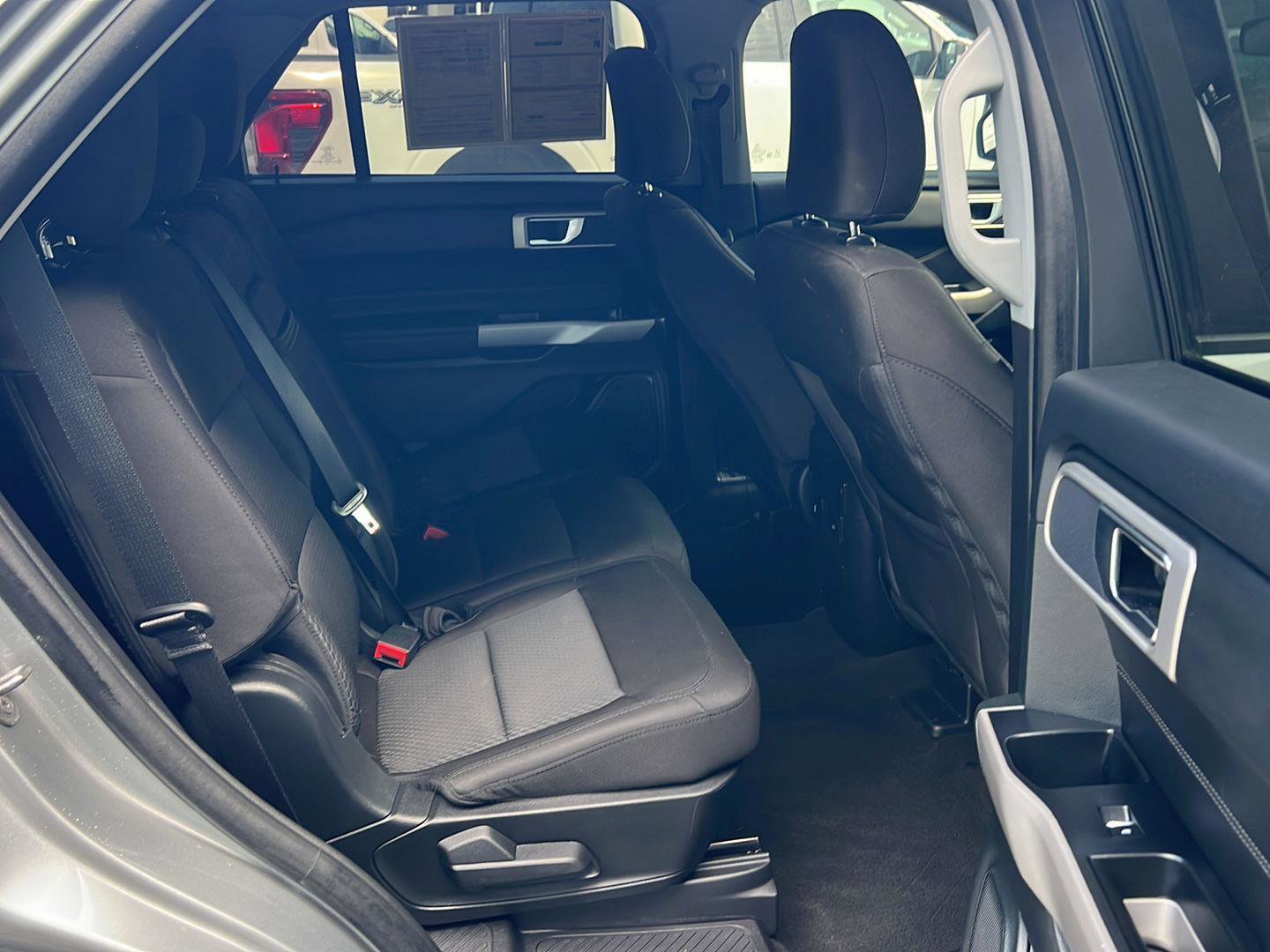 Certified 2024 Ford Explorer XLT image 13