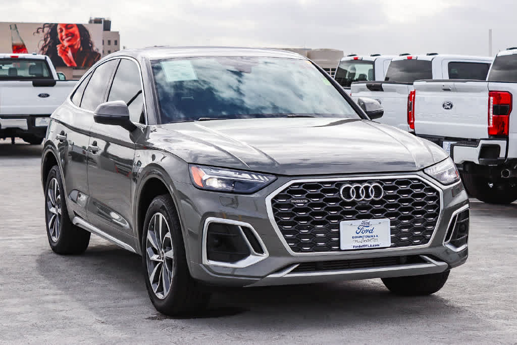 Used 2023 Audi Q5 2.0T Prestige w/ Prestige Package AWD/4WD image 3