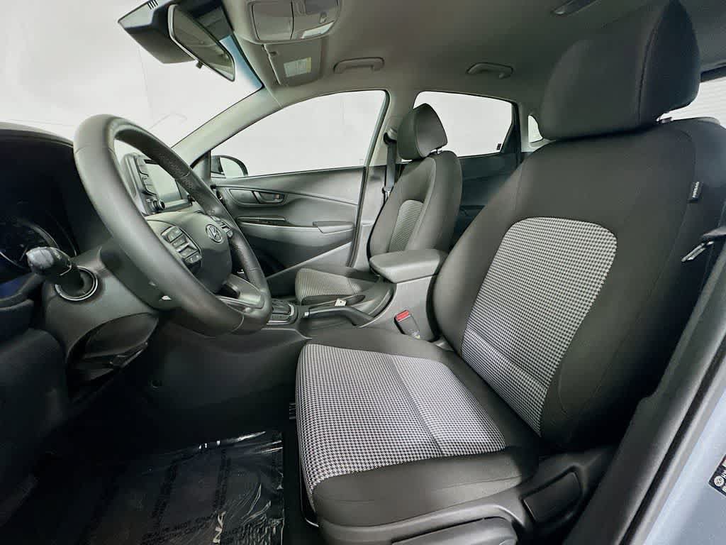 Used 2020 Hyundai Kona SEL FWD image 11