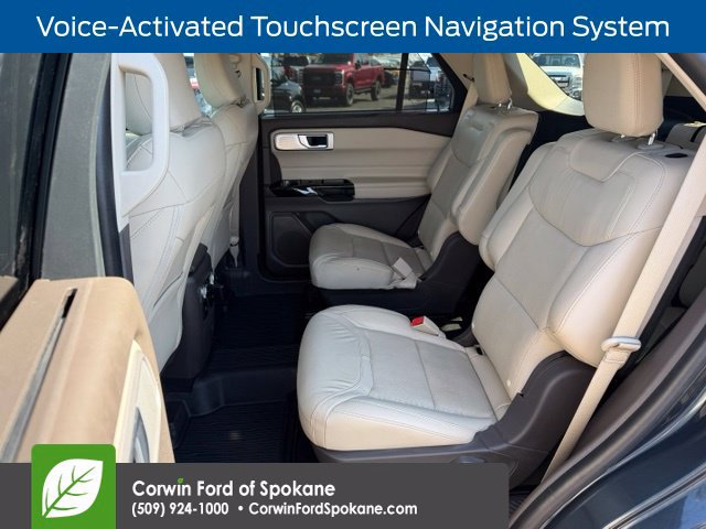 Certified 2022 Ford Explorer Platinum w/ Equipment Group 601A AWD/4WD image 12
