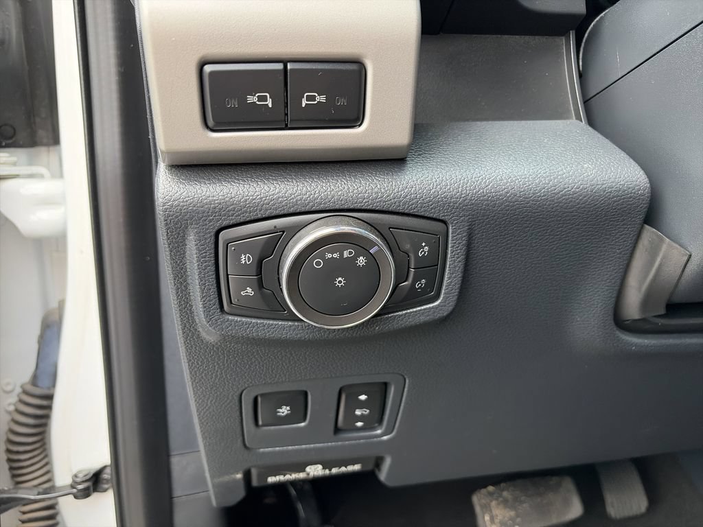 Certified 2022 Ford F250 Lariat w/ Black Appearance Package AWD/4WD image 20