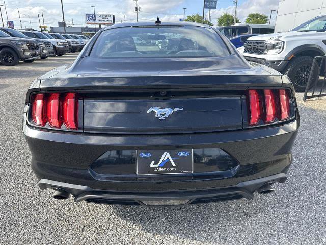 Certified 2020 Ford Mustang Coupe RWD image 4