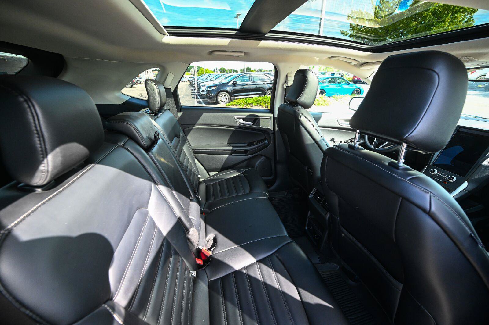 Certified 2024 Ford Edge SEL w/ Convenience Package AWD/4WD image 29