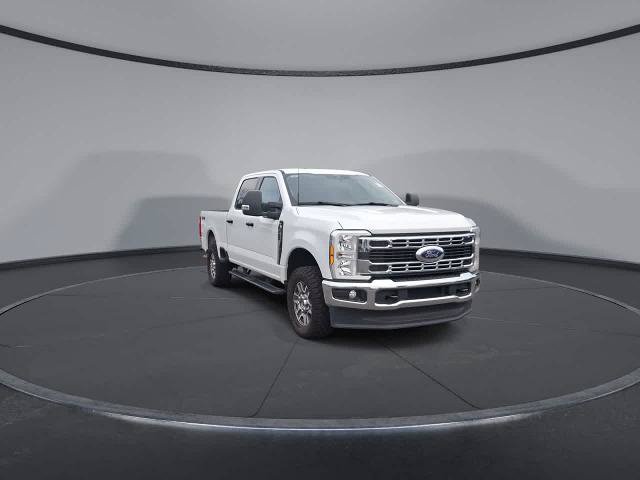 Certified 2025 Ford F250 XLT AWD/4WD image 2