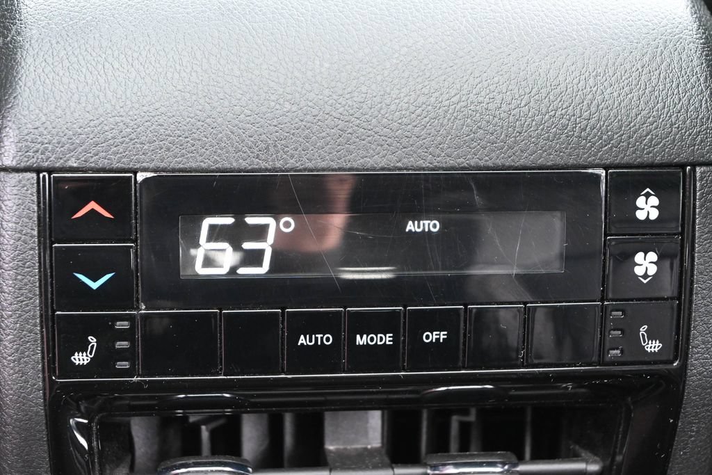 Used 2024 Jeep Grand Cherokee L Limited w/ Luxury Tech Group II AWD/4WD image 28