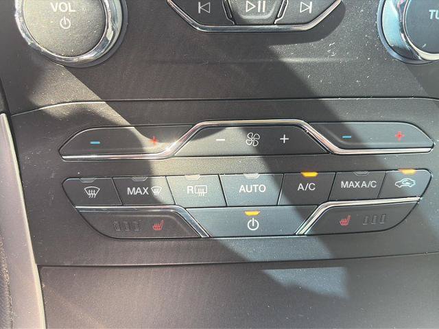 Certified 2019 Ford Edge SEL w/ Equipment Group 201A AWD/4WD image 27