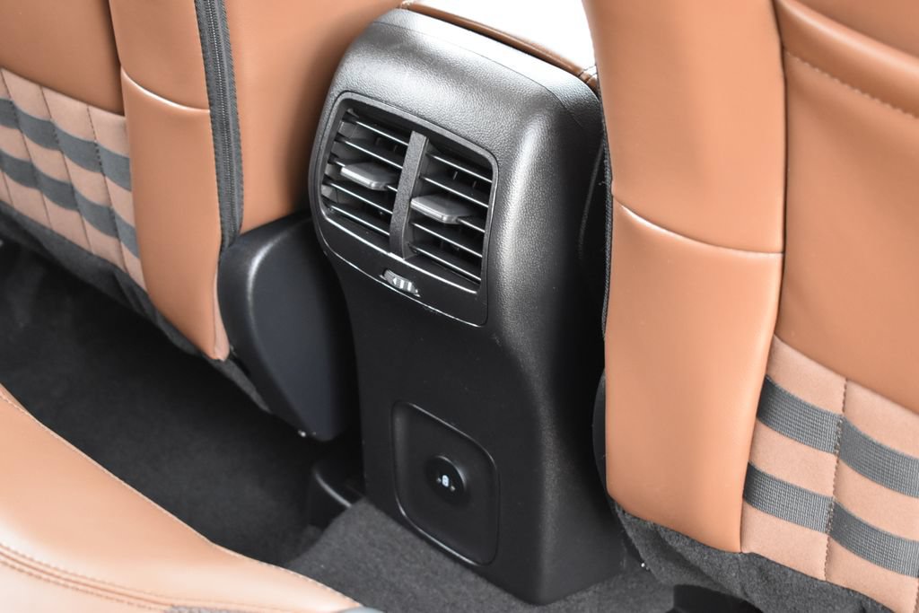 Certified 2025 Ford Bronco Sport Outer Banks w/ Outer Banks Tech Package+ AWD/4WD image 30