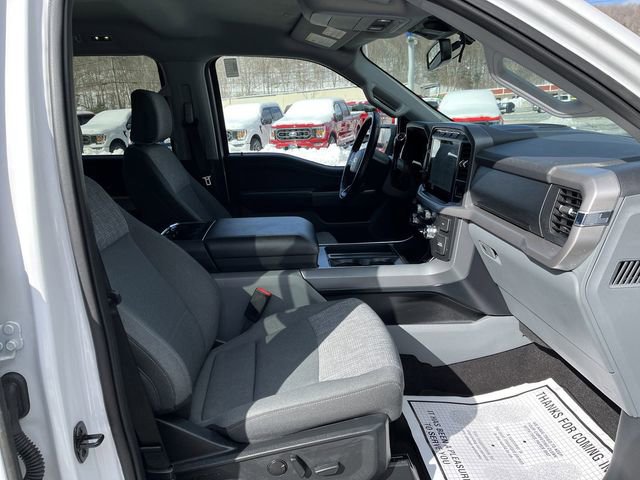 Certified 2022 Ford F150 XLT w/ Equipment Group 302A High image 18