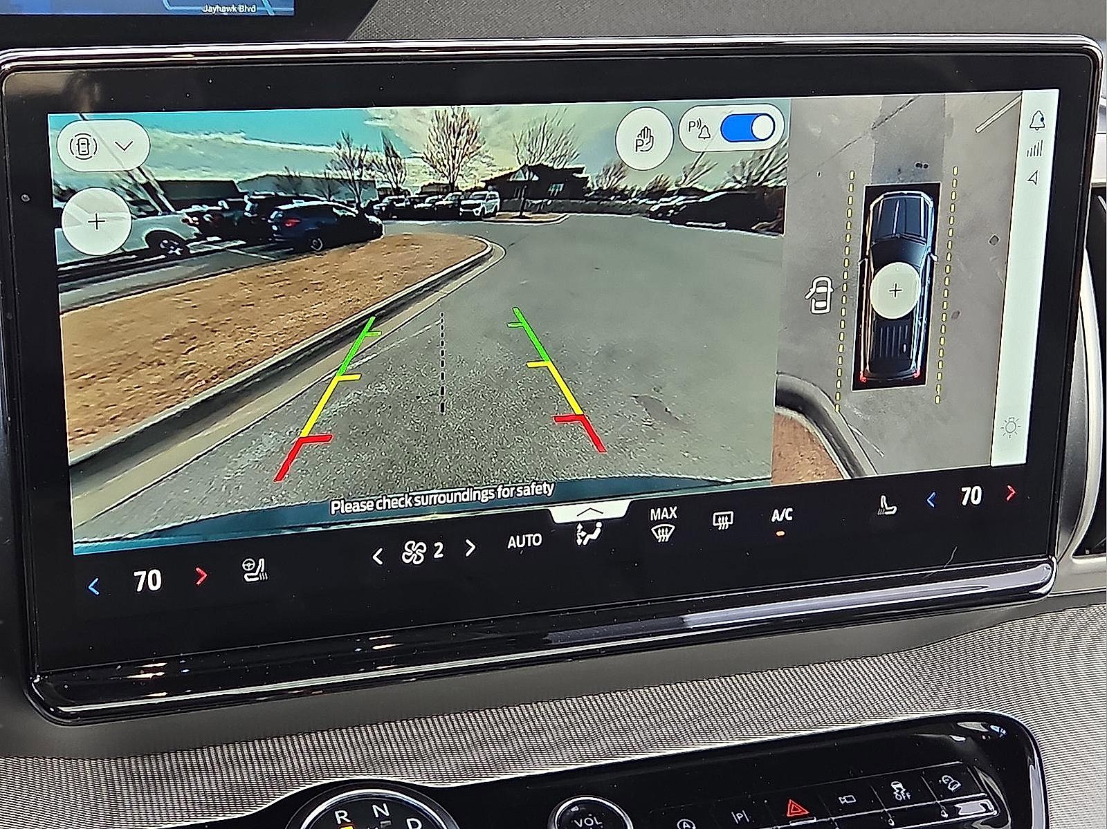 Certified 2025 Ford Expedition Active image 17