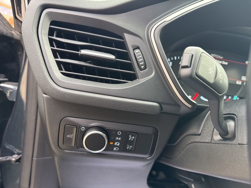 Certified 2022 Ford Escape SE w/ SE Sport Appearance Package image 14