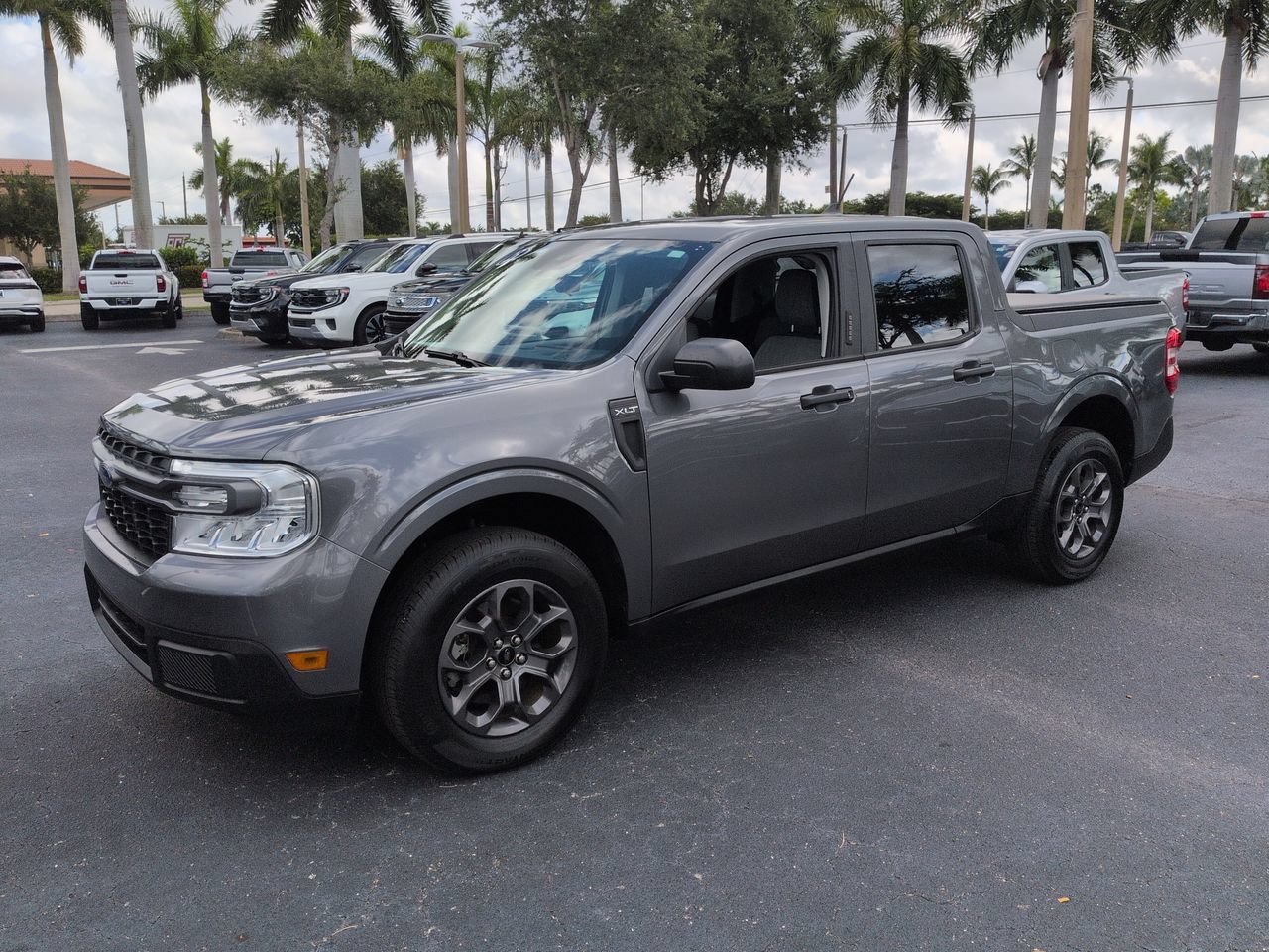 Certified 2023 Ford Maverick XLT FWD image 8