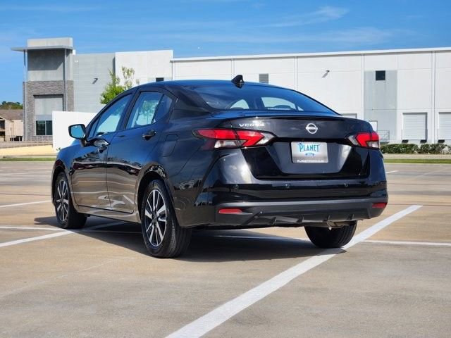 Used 2025 Nissan Versa SV image 7