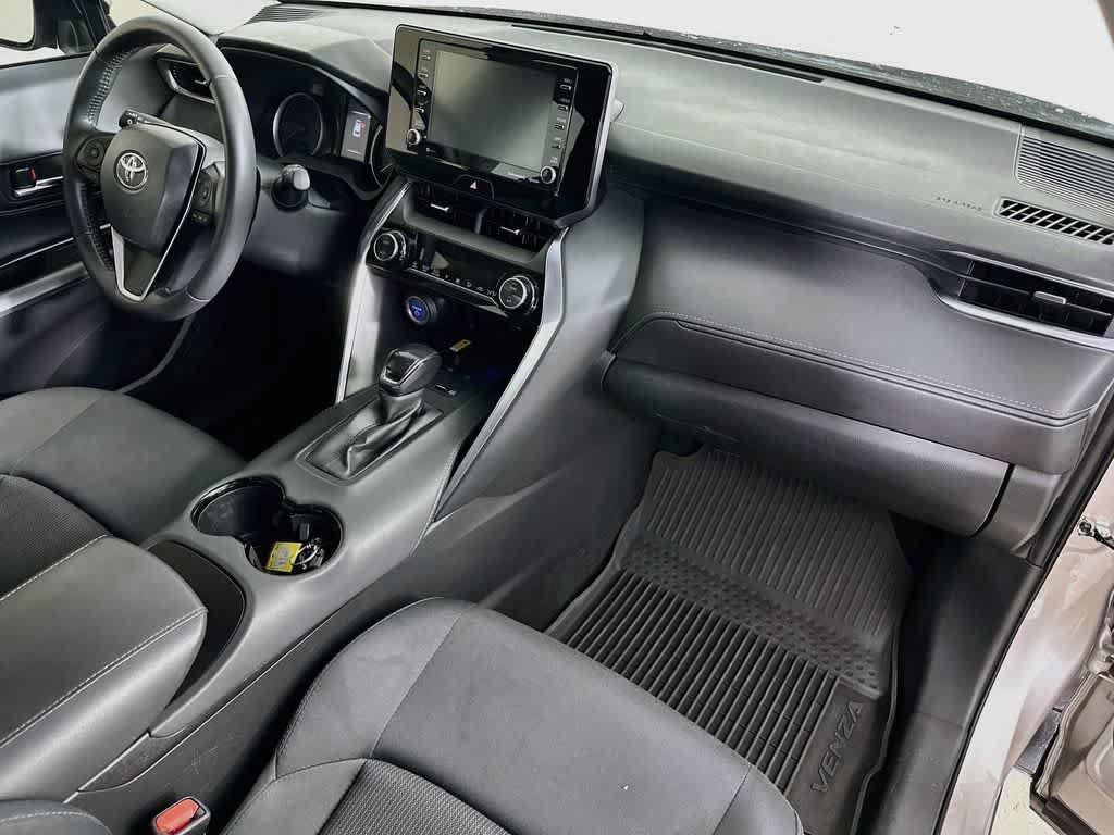 Used 2021 Toyota Venza LE AWD/4WD image 32