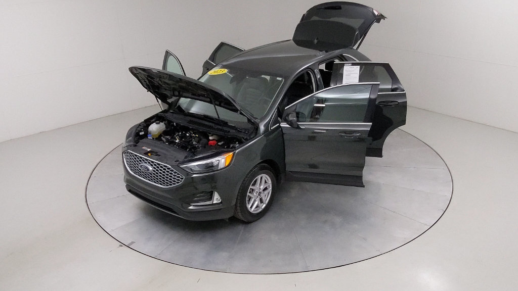 Certified 2023 Ford Edge SEL w/ Convenience Package AWD/4WD image 40