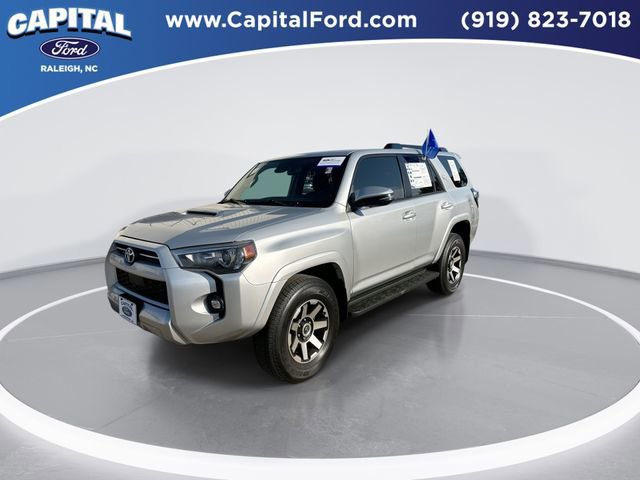 Used 2024 Toyota 4Runner TRD Off-Road Premium image 2