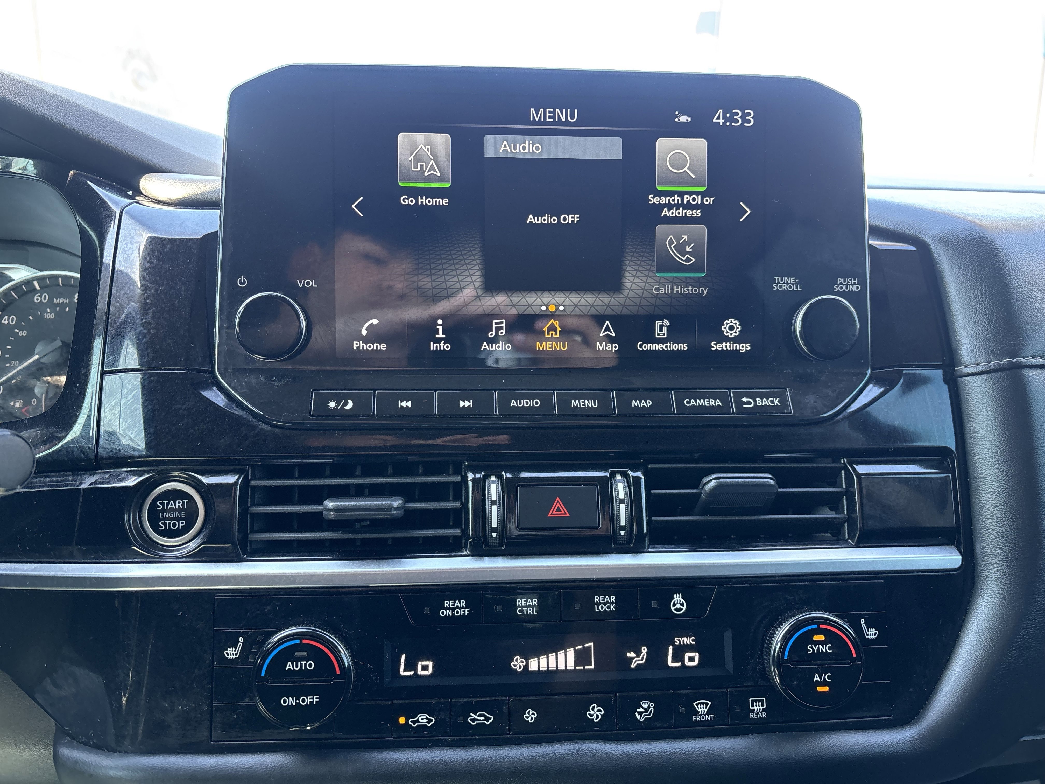 Used 2023 Nissan Pathfinder SL image 38