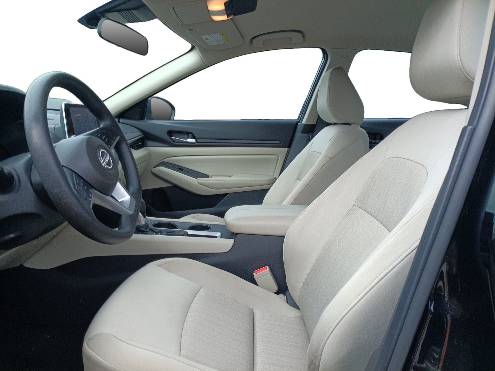 Used 2025 Nissan Altima 2.5 SV FWD image 7