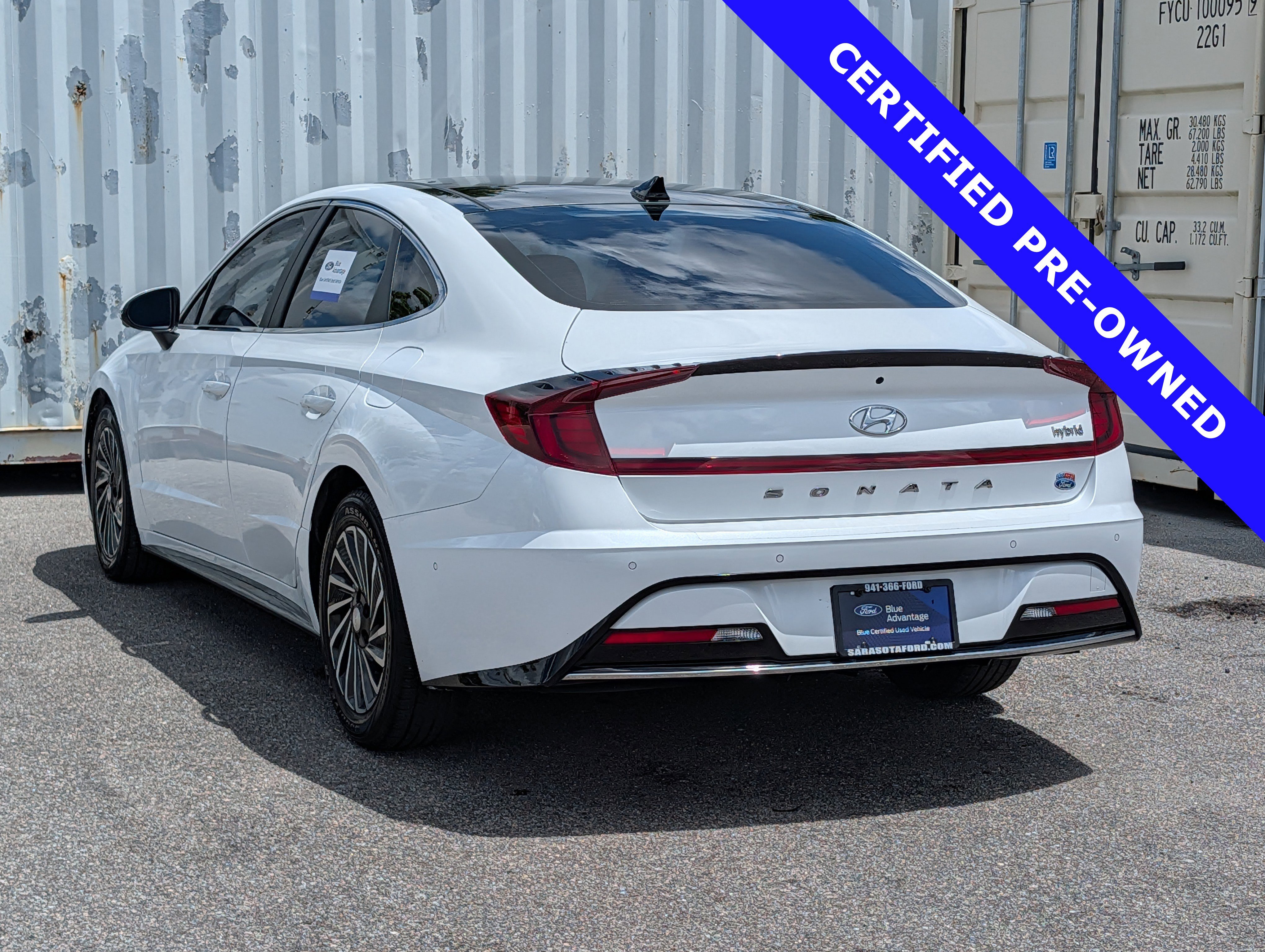 Used 2023 Hyundai Sonata Limited w/ Cargo Package FWD image 6