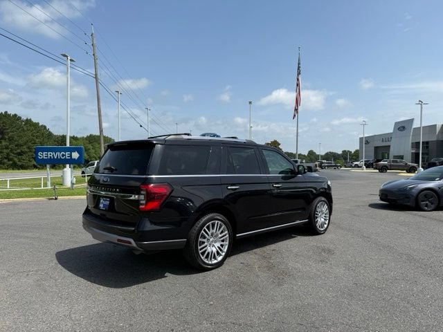 Certified 2024 Ford Expedition Limited AWD/4WD image 6