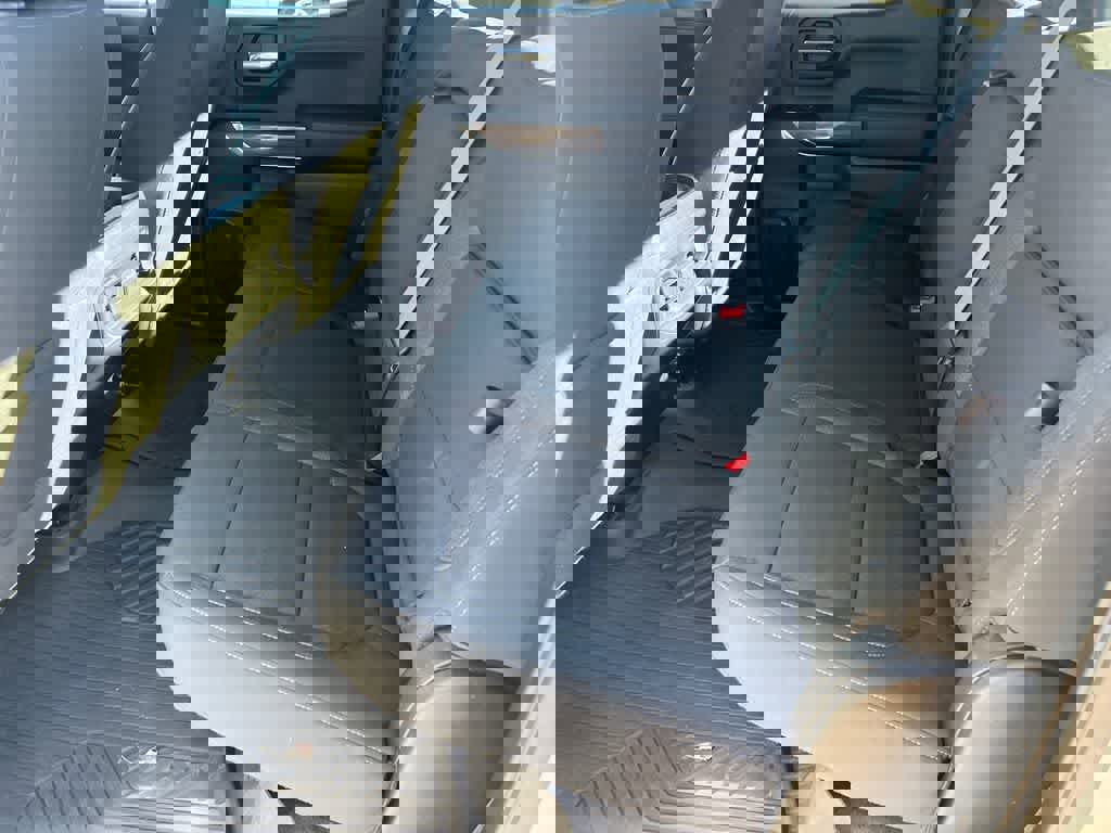 Used 2021 Chevrolet Silverado 1500 RST image 18