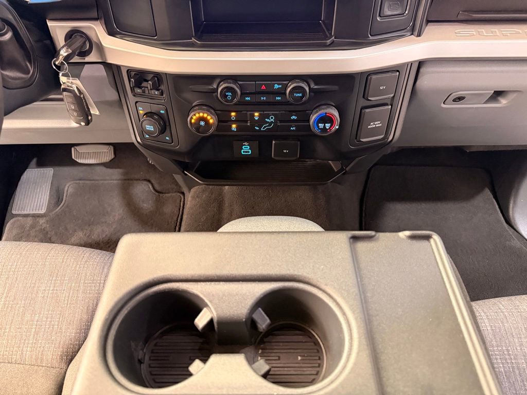 Certified 2025 Ford F250 XLT w/ FX4 Off-Road Package image 22