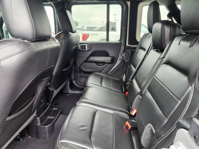 Used 2021 Jeep Wrangler Unlimited Sahara AWD/4WD image 16