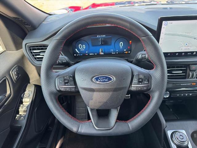 Certified 2023 Ford Escape ST-Line Select w/ Tech Pack #2 image 11
