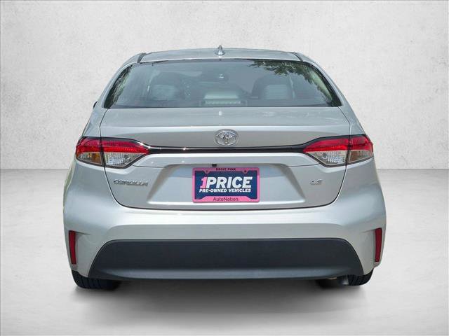 Used 2024 Toyota Corolla LE FWD image 6
