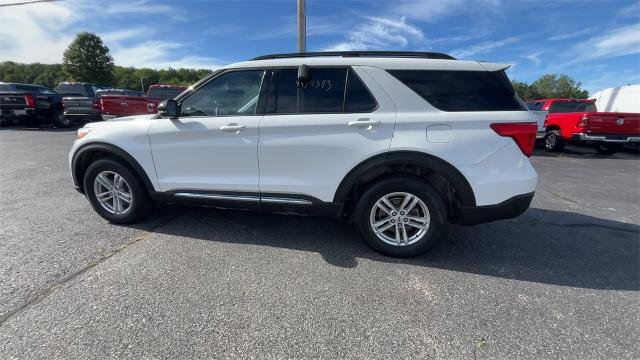 Certified 2022 Ford Explorer XLT w/ Equipment Group 202A image 2