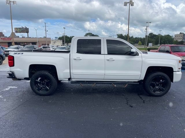 Used 2018 Chevrolet Silverado 1500 LT w/ Texas Edition AWD/4WD image 8